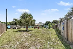 1300 Cozy Ct NW, Palm Bay, FL 32907 - Photo 37