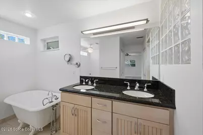 207 S Palm Avenue, Indialantic, FL 32903 - Photo 19