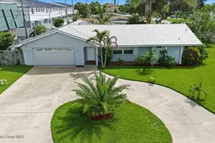 207 S Palm Ave, Indialantic, FL 32903 - Photo 5