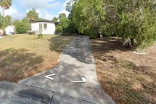 29 W Azalea Circle, Rockledge, FL 32955 - Photo 1