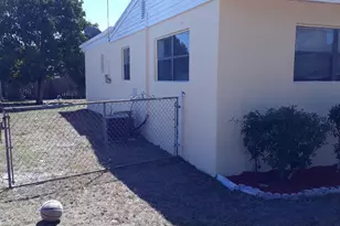 505 Palm Ave Ave, Fort Pierce, FL 32139 - Photo 11