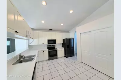 743 Carriage Hill Road, Melbourne, FL 32940 - Photo 9