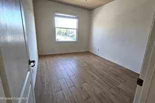 1020 Venetian Dr, Melbourne, FL 32904 - Photo 7