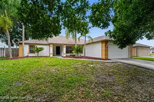 4260 Silver Lake Dr, Melbourne, FL 32901 - Photo 9