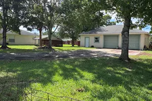 704 Elmont St NW, Palm Bay, FL 32907 - Photo 7