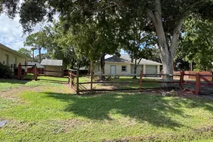 704 Elmont St NW, Palm Bay, FL 32907 - Photo 5