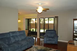 9015 Manchester Ln, Melbourne, FL 32904 - Photo 5