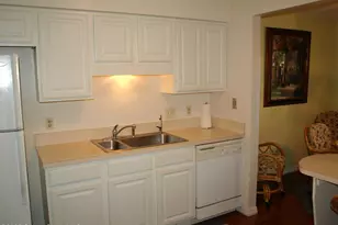 9015 Manchester Ln, Melbourne, FL 32904 - Photo 11