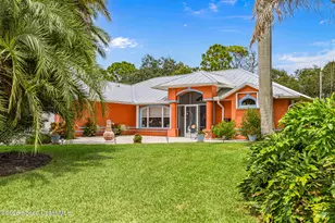 109 Thunderbird Dr, Sebastian, FL 32958 - Photo 1