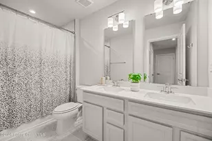 1895 Kendall Pointe Pl, Melbourne, FL 32935 - Photo 9