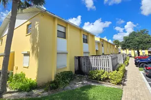 596 N Wickham Rd, Melbourne, FL 32935 - Photo 1