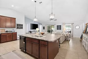 563 Alesio Ave SE, Palm Bay, FL 32909 - Photo 7