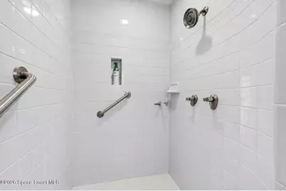 975 Wildwood Drive, Melbourne, FL 32940 - Photo 21