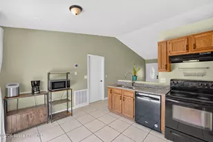 1350 Heberling St NW, Palm Bay, FL 32907 - Photo 9