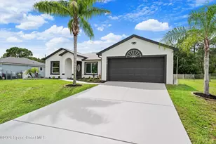 950 Hammacher Ave SW, Palm Bay, FL 32908 - Photo 3