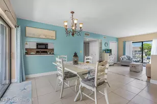 3209 S Lakeview Cir, Fort Pierce, FL 34949 - Photo 7