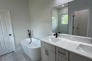 725 Bryant Road SW, Palm Bay, FL 32908 - Photo 13