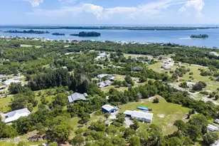 6715 Whispering Pines Ln, Grant-Valkaria, FL 32949 - Photo 29