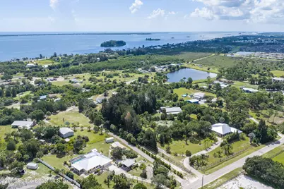 6715 Whispering Pines Lane, Grant-Valkaria, FL 32949 - Photo 33