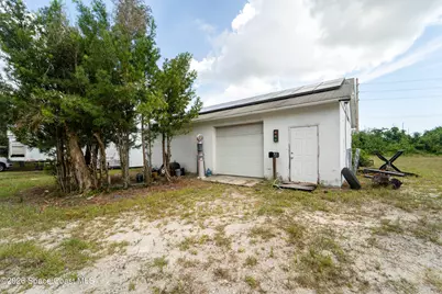 6715 Whispering Pines Lane, Grant-Valkaria, FL 32949 - Photo 11