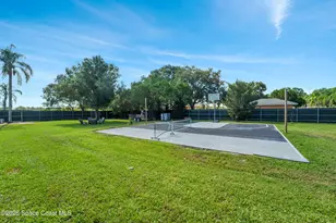 8710 Lake Ridge Dr, Grant-Valkaria, FL 32909 - Photo 81