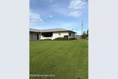 629 Ebony Street, Melbourne, FL 32935 - Photo 3