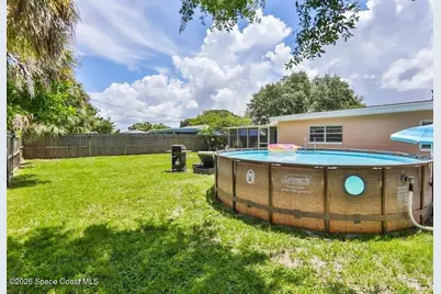 6044 Fauna Lane, Apollo Beach, FL 33572 - Photo 5