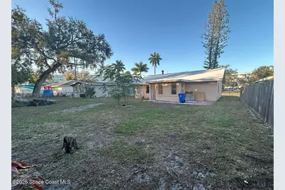218 3rd Avenue E, Bradenton, FL 34207 - Photo 3