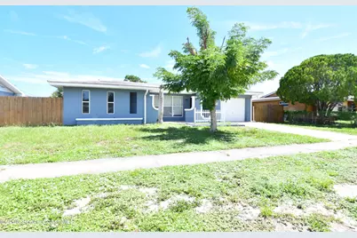 870 Angle Street NE, Palm Bay, FL 32905 - Photo 3