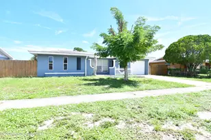 870 Angle St NE, Palm Bay, FL 32905 - Photo 3