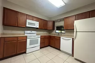 843 Emden Ave NW, Palm Bay, FL 32907 - Photo 5