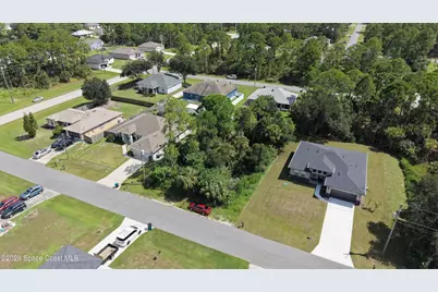 582 Poplar Street SE, Palm Bay, FL 32909 - Photo 7