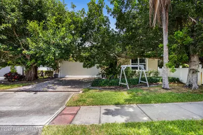 121 Seminole Lane, Cocoa Beach, FL 32931 - Photo 37