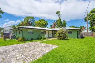 2036 19th Ave, Vero Beach, FL 32960 - Photo 3