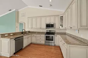 2710 S Courtenay Pkwy, Merritt Island, FL 32952 - Photo 9