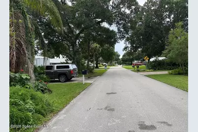 2316 44th Avenue, Vero Beach, FL 32966 - Photo 5