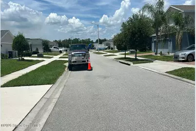 872 Sydney Street, Davenport, FL 33837 - Photo 5