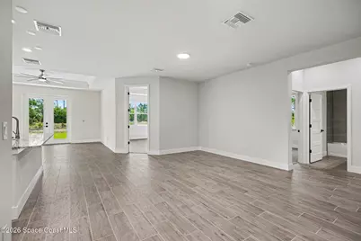 879 Wisham Street SW, Palm Bay, FL 32908 - Photo 5