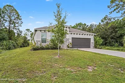 1026 Wyoming Drive SE, Palm Bay, FL 32909 - Photo 5