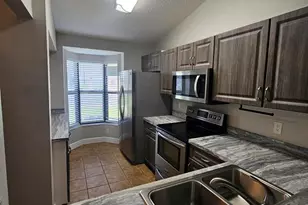 2510 King Oak Cir, Saint Cloud, FL 34769 - Photo 5