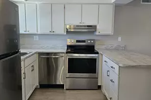190 E Olmstead Dr, Titusville, FL 32780 - Photo 9