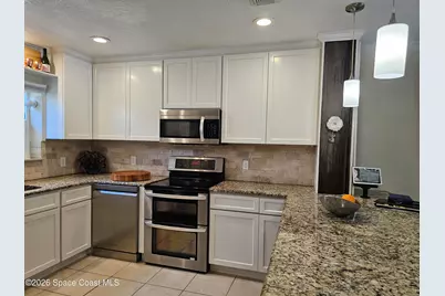 201 6th Avenue #B, Melbourne Beach, FL 32951 - Photo 7
