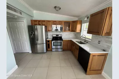 209 Pierce Avenue #D, Cape Canaveral, FL 32920 - Photo 5