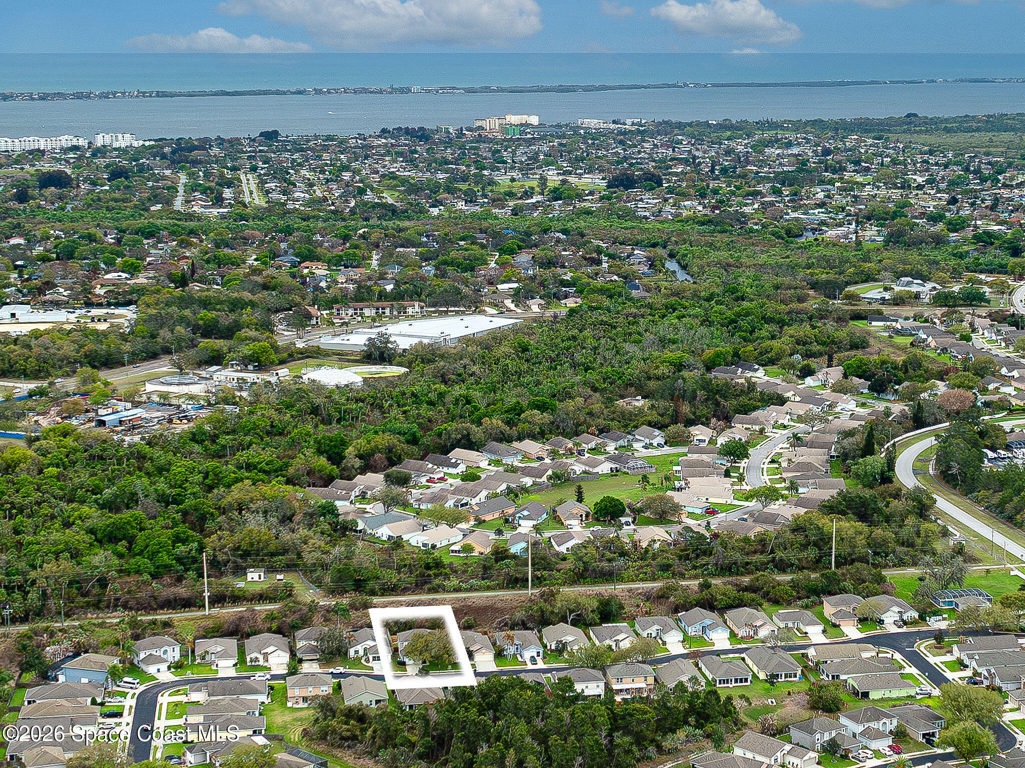 2250 Spring Creek Circle NE - 2250 Spring Creek Circle NE, Palm Bay, FL 32905 Luxury Property | Jose Angel Pina