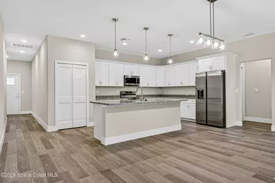 815 Walden Boulevard SE, Palm Bay, FL 32909 - Photo 3