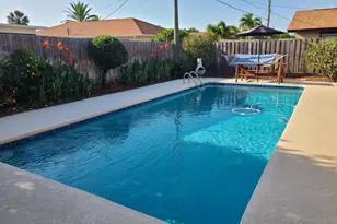 725 Hibiscus Dr, Satellite Beach, FL 32937 - Photo 3