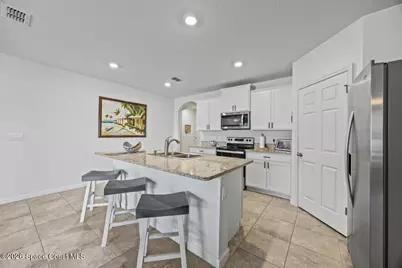 637 Old Country Road SE, Palm Bay, FL 32909 - Photo 9