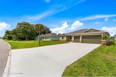 2171 Fallon Boulevard NE, Palm Bay, FL 32907 - Photo 3
