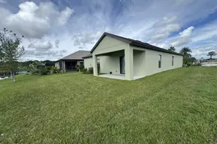 1804 Musgrass Cir, West Melbourne, FL 32904 - Photo 3
