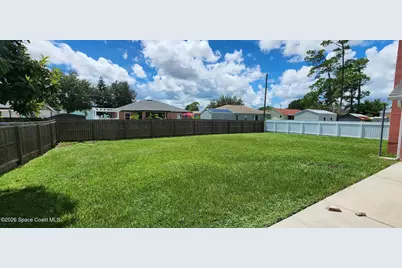 1660 Wake Forest Road NW, Palm Bay, FL 32907 - Photo 23